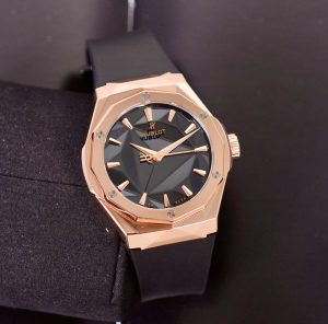 HUBLOT ORLINSKI KING GOLD 40mm Like new fullbox 2023