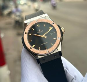 Hublot Classic Fusion 42mm Rose Gold