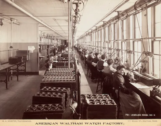 Sản xuất hàng loạt tại Công ty Walham Watch