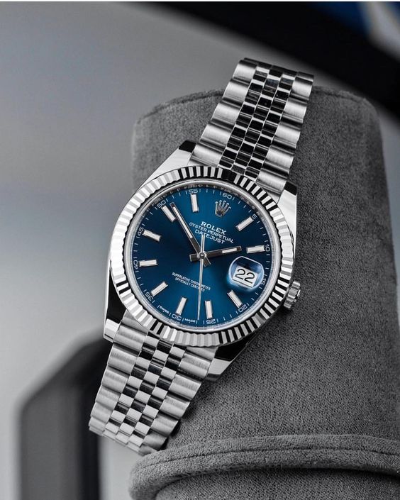 Hình ảnh 1 chiếc đồng hồ Rolex Datejust