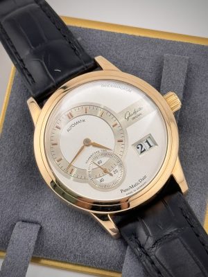 Đồng hồ Glashutte Original PanoMaticDate 90-01-01-01-04