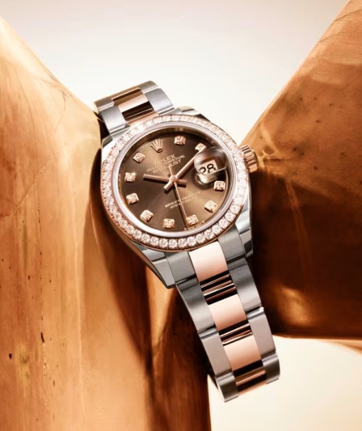 Vẻ đẹp rạng rỡ của một chiếc Lady-Datejust được nạm kim cương