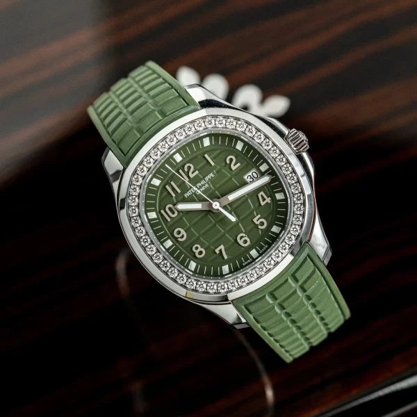 Patek Phillippe Aquanuat 5267/200a-011 Kaki Green