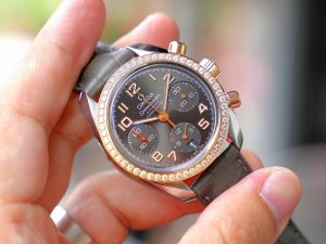 Omega Speedmaster 324.28.38.40.06.001