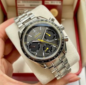 Omega Speedmaster Racing 40mm 326.30.40.50.06.001