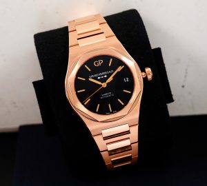 Girard-Perregaux Laureato 42mm 81010-52-3118-1CM