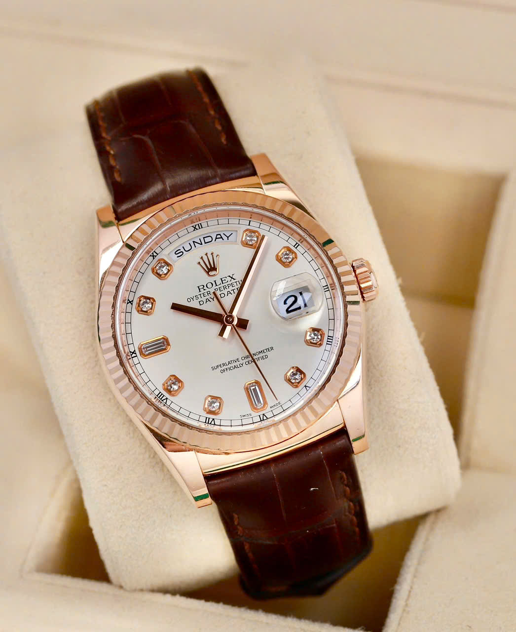 Rolex Day Date 118135 Sundust Diamonds Baguette 6-9 Rolex Day Date 118135 Sundust Diamonds Baguette 6-9