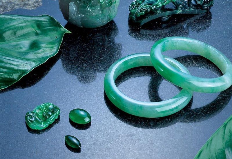 Thu mua ngọc phỉ thúy cẩm thạch giá cao